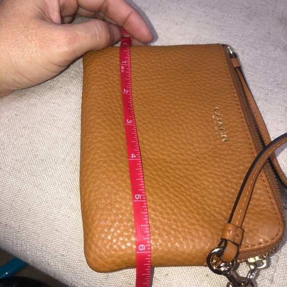 Coach Brown Leather Wristlet Wallet Excellent Condition - Picture 10 of 10